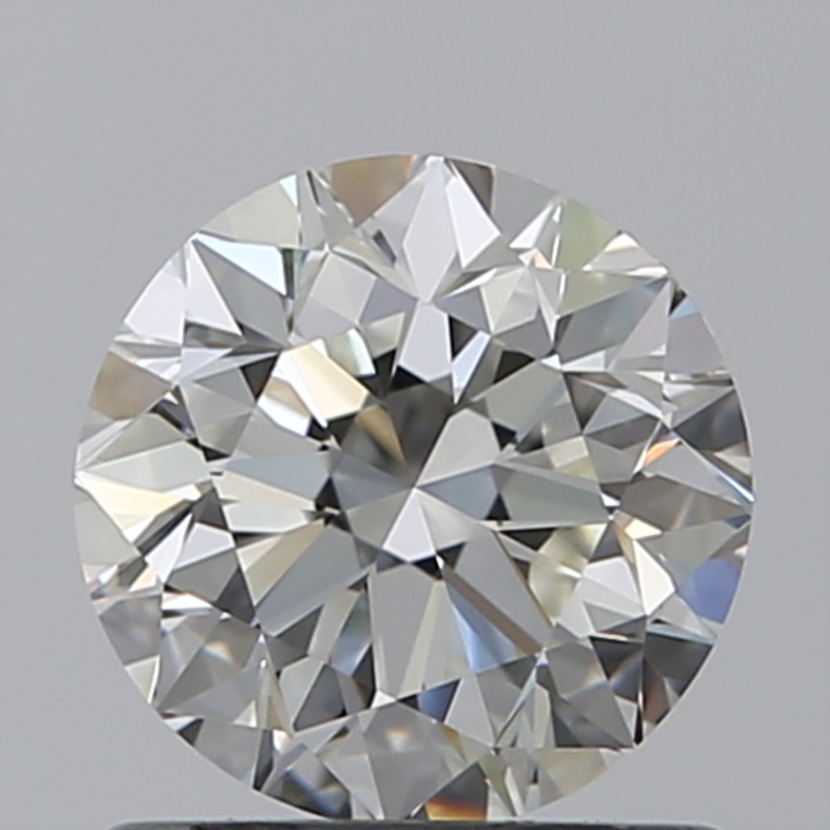 0.9 Carat Round Cut Natural Diamond