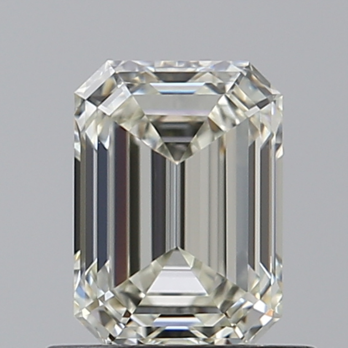 0.85 Carat Emerald Cut Natural Diamond