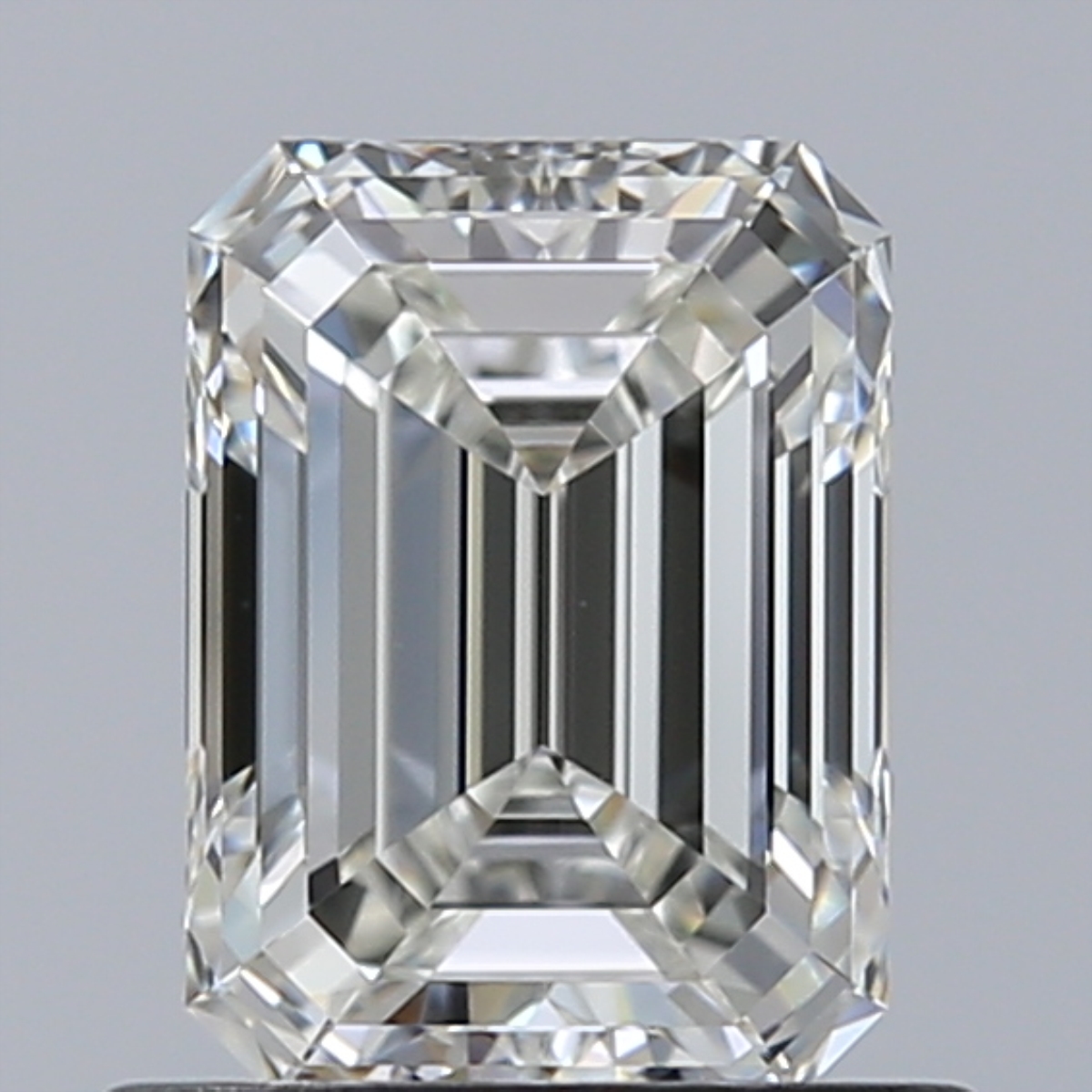 0.91 Carat Emerald Cut Natural Diamond